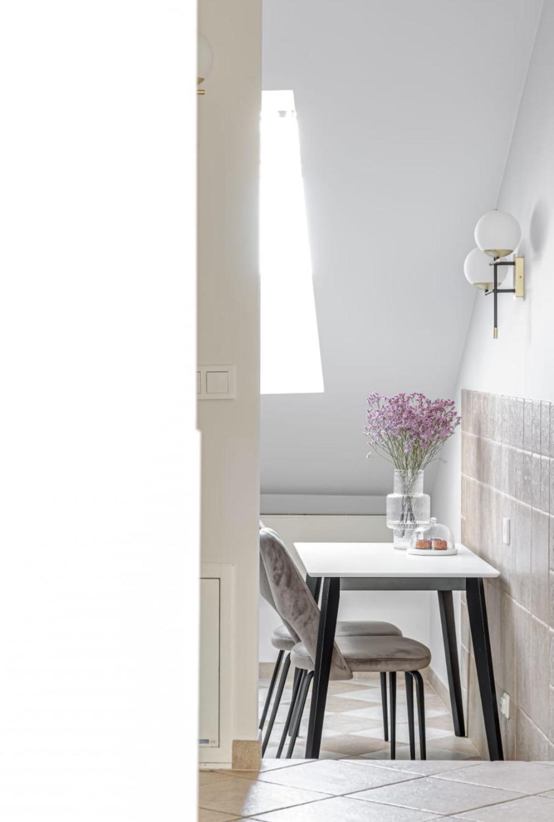 Traku Street Apartment In VNO Esterno foto